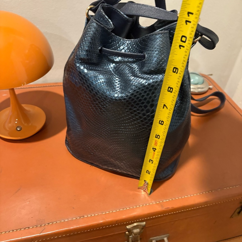Retro Python Snake Croc Embossed Blue Metallic Bucket Bag Designer Style - Picture 4 of 9